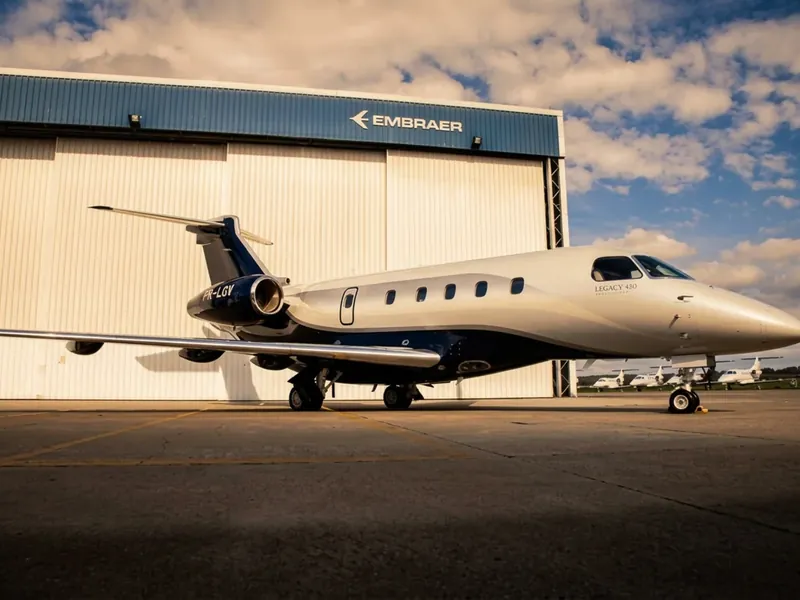 Embraer Legacy 450